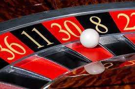5etop Jakarta Lottery live studio with dealer and number board